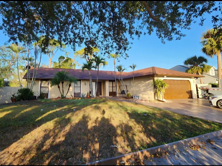 17424 Lee Rd — Photo 1