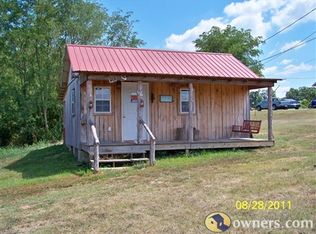 1999 S Main St, Tennessee ridge, TN 37178