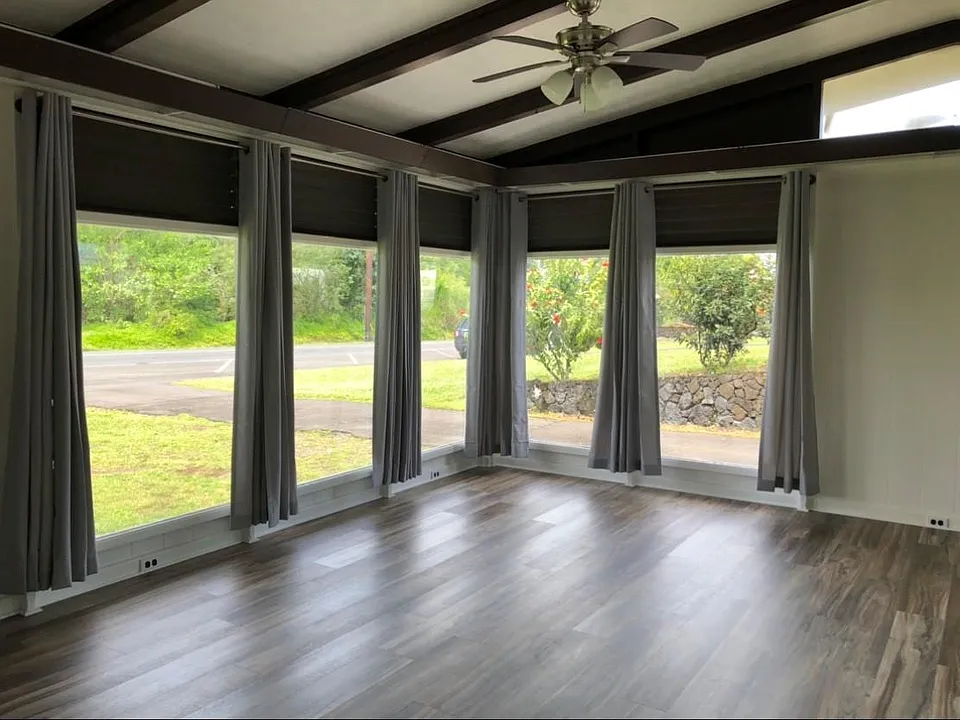 1407 Komohana St