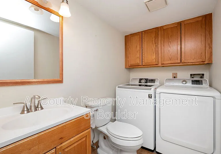 800 W Moorhead Cir #C — Photo 6