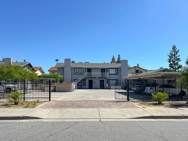 4801 Appleblossom Dr #E — Photo 12