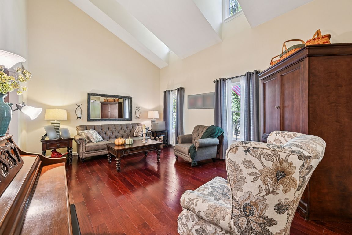 next background image