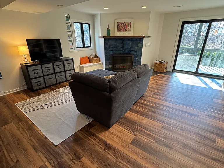 1209 Hidden Wood Pl — Photo 16