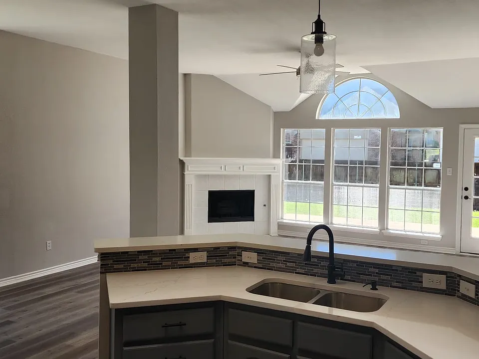 1418 Ranch Hill Dr