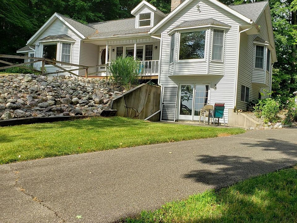 1st image of 2500 121st Ave