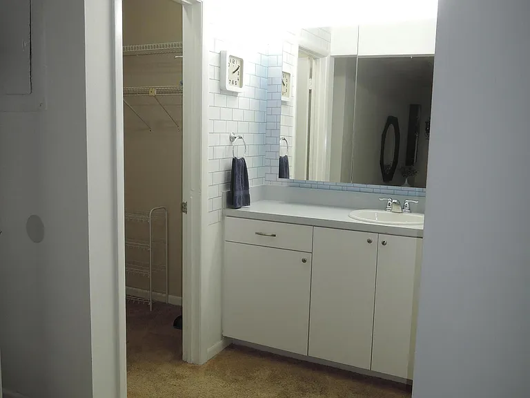 115 Lakes End Dr #D — Photo 16