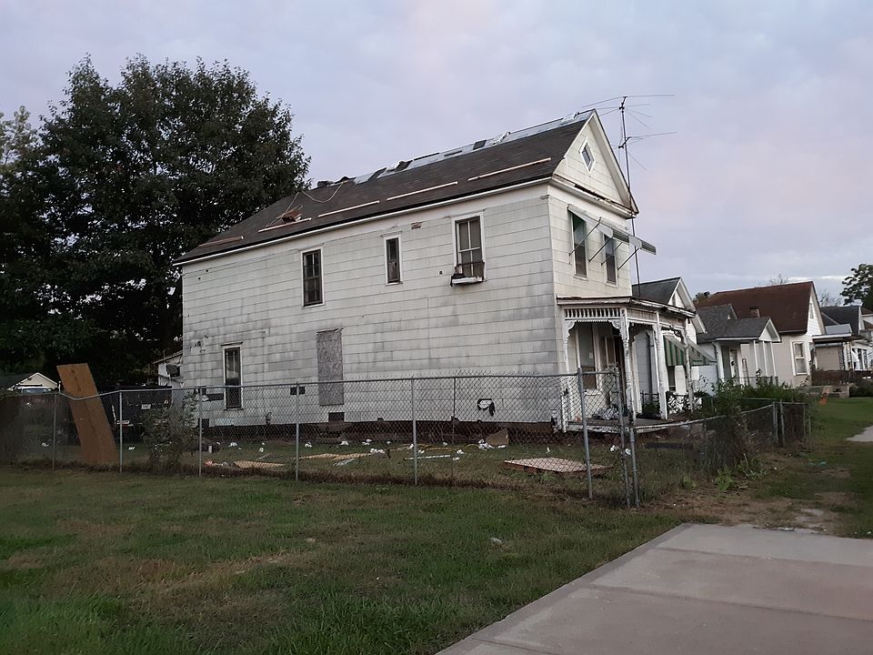 1st image of 2113 S 10th St
