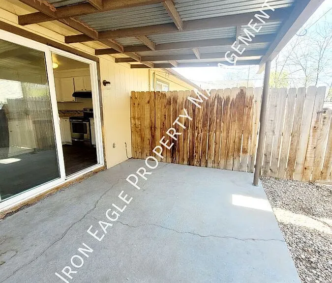 2420 Robert Ave — Photo 13