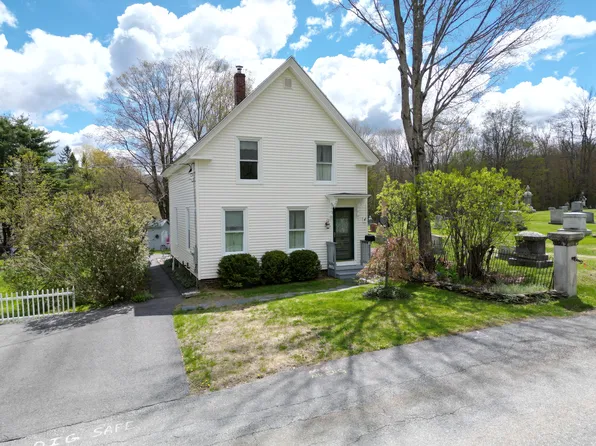 44 Danforth Street, Gardiner, ME 04345