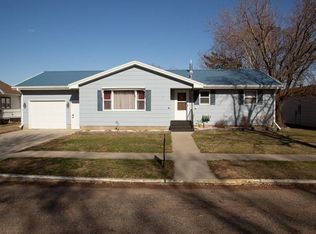 908 Main Ave, Armour, SD 57313