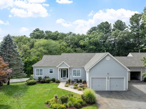 2 Nelson Cir, Bedford, MA 01730