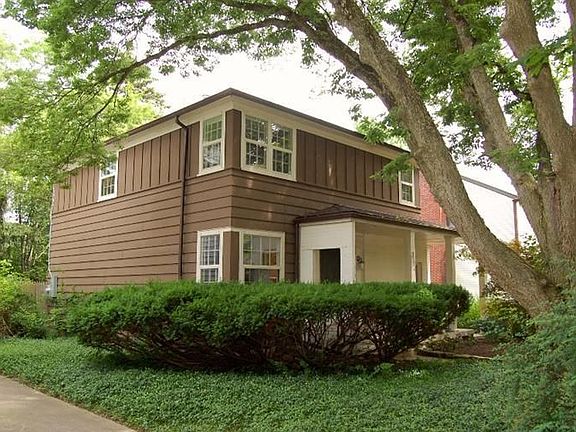 3rd image of 312 Arbana Dr