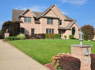 1021 Oak Ridge Rd, Canonsburg, PA 15317