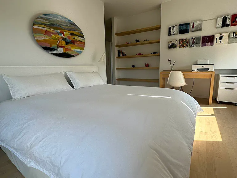188 E 64th St #1506 — Photo 12