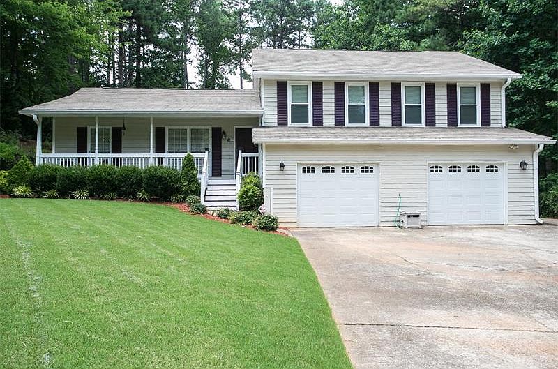 1st image of 810 Creek Dr