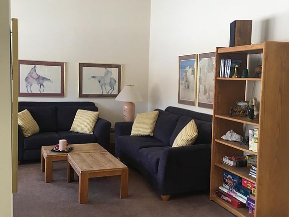 Spacious living room