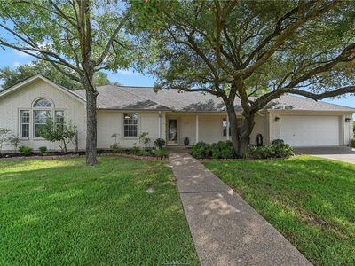 2300 S Pioneer Trl, Bryan, TX, 77808