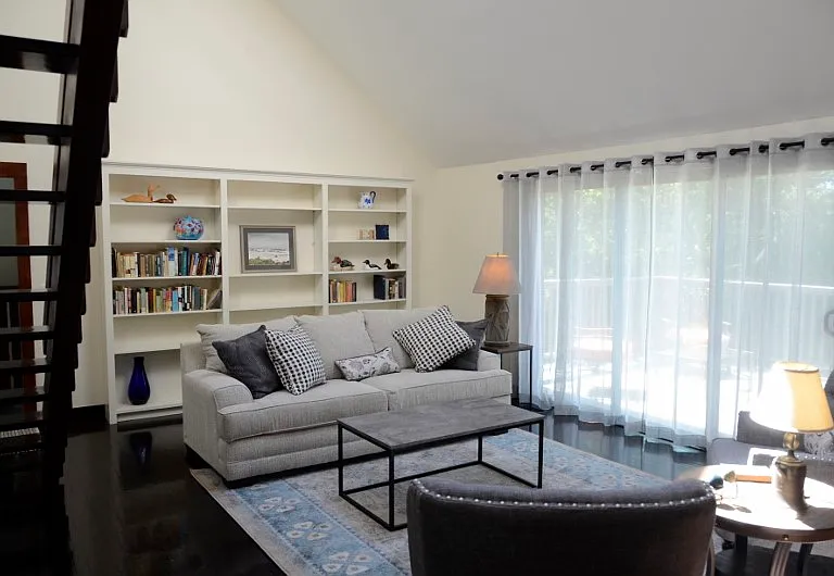 13 Great Hill Rd — Photo 12