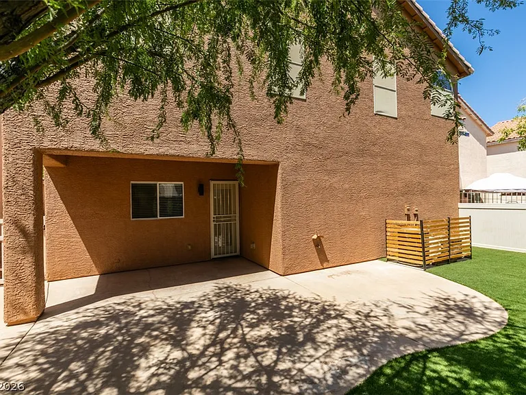 8909 Houston Ridge Ave — Photo 43