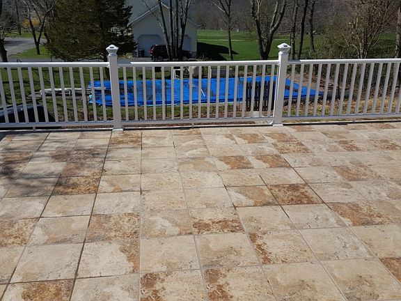 TILED PATIO & SWIMMING POOL