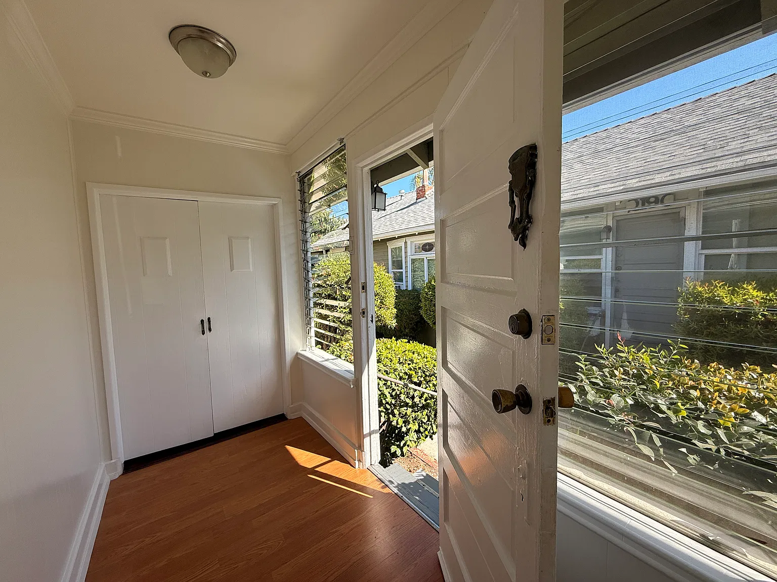 1 bed, 450 sqft, $2,375 — Photo 3