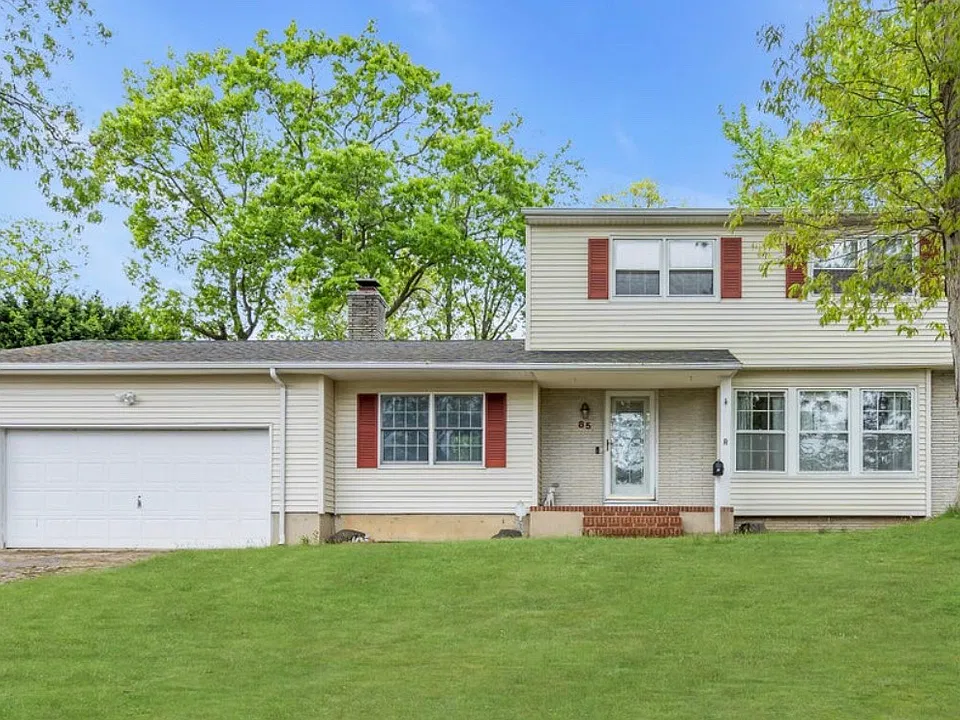 85 Pineland Rd