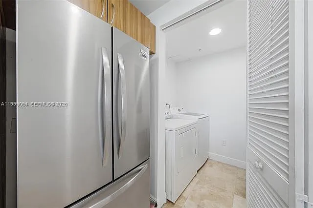 6305 Indian Creek Dr #5D — Photo 11