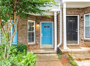 2523 Walden Lake Dr, Decatur, GA 30035