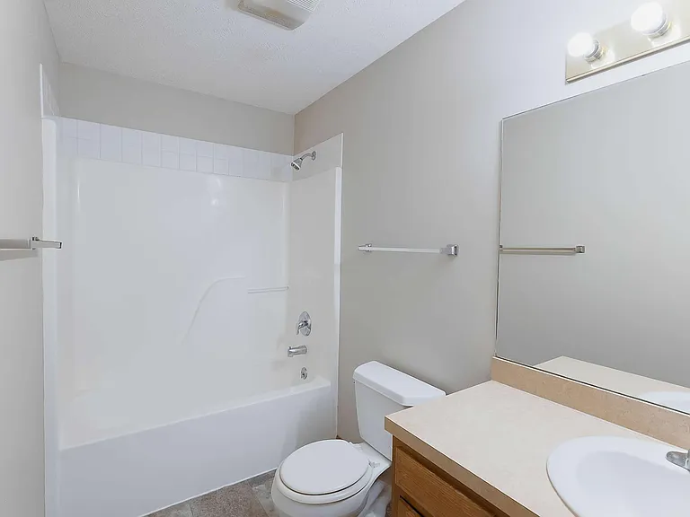 8604 Delphinium Ln — Photo 26