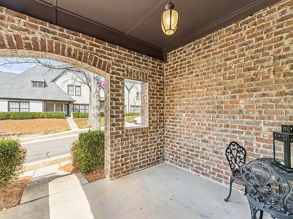 3rd image of 2040 Acton Park Way