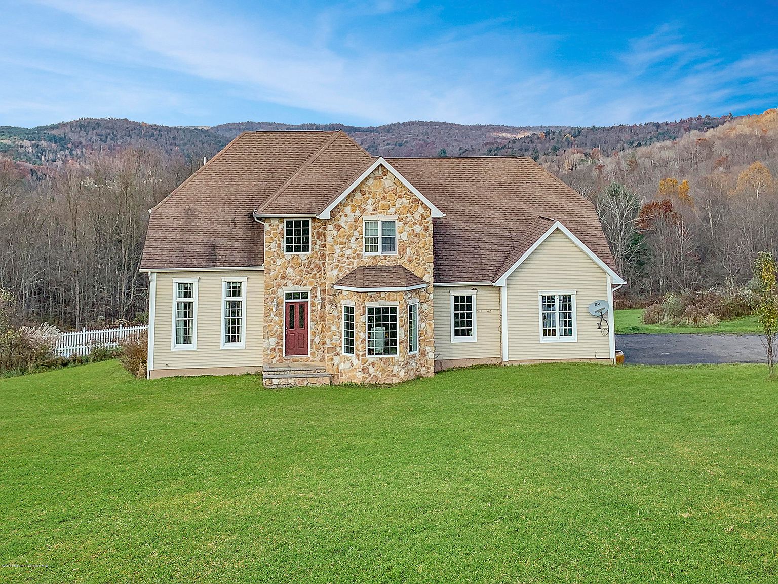 186 Hillview Dr, Factoryville, PA 18419 Zillow