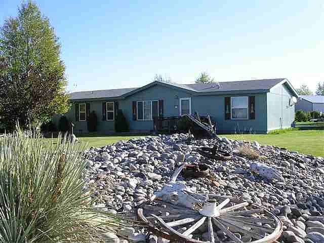 1st image of 190 S Old Place Ln