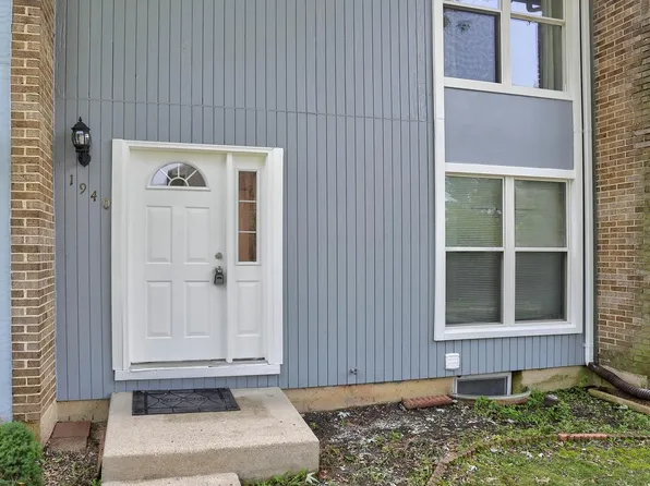 1940 Cambridge Dr #71, Crofton, MD 21114