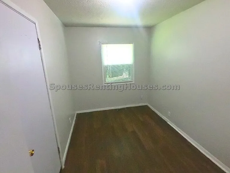 5126 Thrush Dr — Photo 7