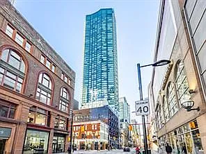 197 Yonge St Photo 1