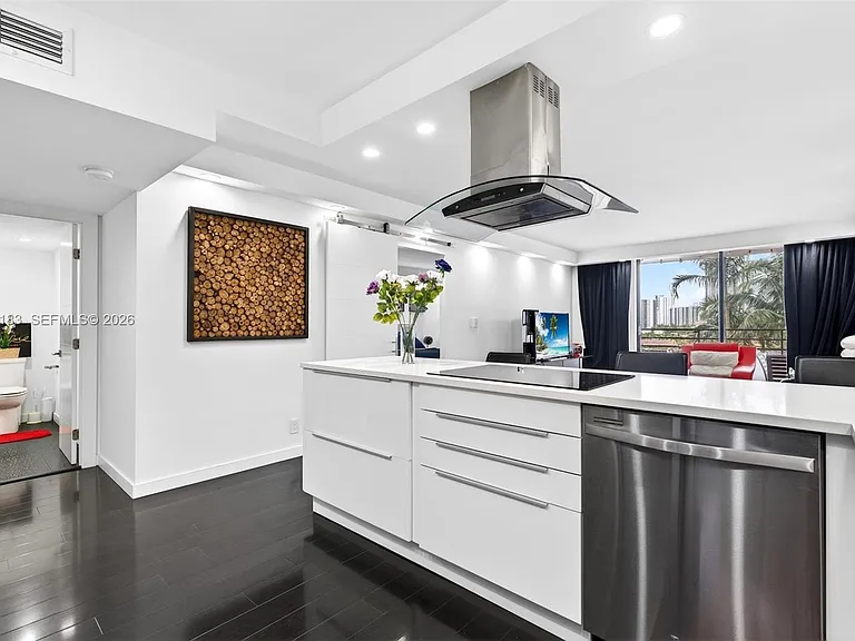 500 Three Islands Blvd #201 — Photo 7