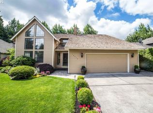 16414 NE San Rafael Dr, Portland, OR