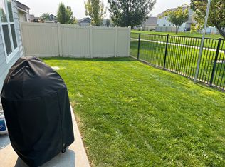 8077 S Carpenter Ave, Boise, ID 83709