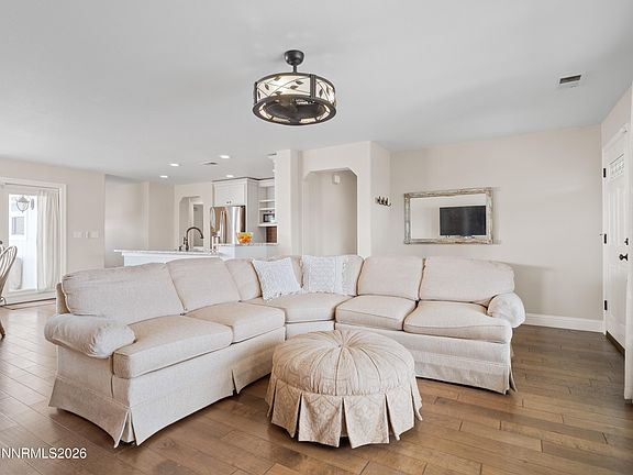 5th image of 1299 White Ash Dr