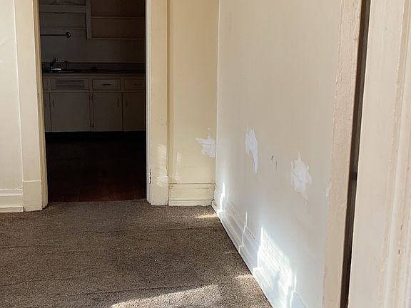 5th image of 185 W Sugartree St #B1