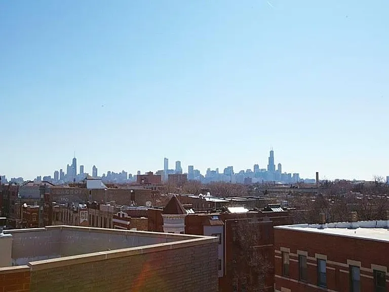 2342 W North Ave #201 — Photo 28