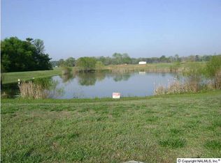 2701 Park Ave NW, Hartselle, AL 35640