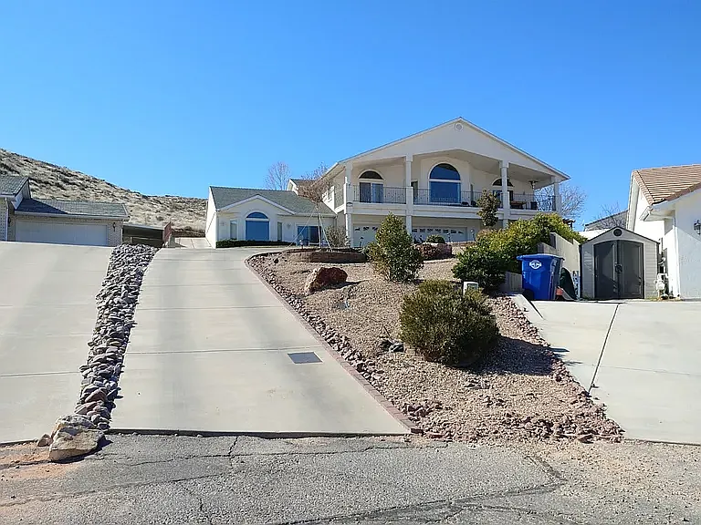 2334 Webb Cir #BASEMENT — Photo 2