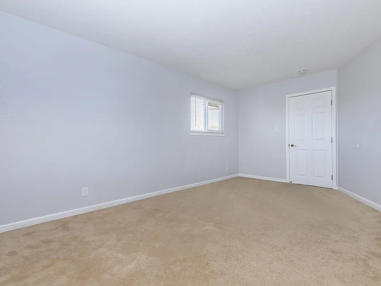 4401 Central Ave — Photo 38