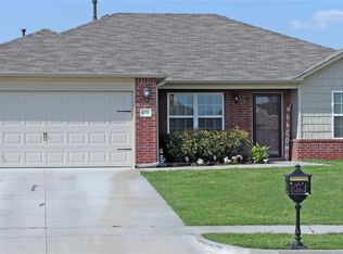 14704 S Hickory Cres E, Glenpool, OK 74033