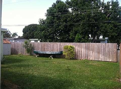 3rd image of 6845 NW 13th St