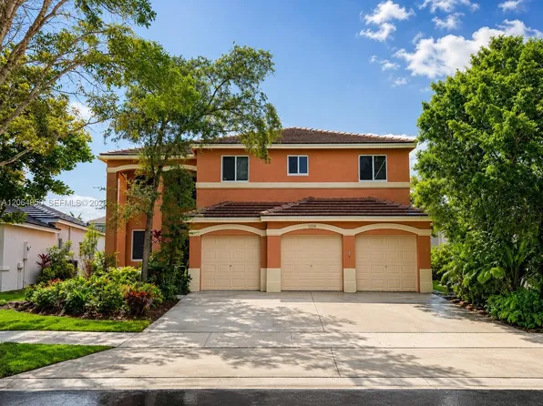 1204 Chenille Cir, Weston, FL 33327
