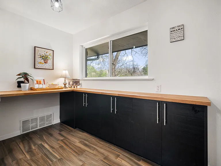 809 NW 9th St — Photo 23