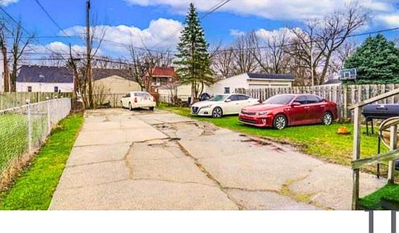 3rd image of 16116 Westview Ave