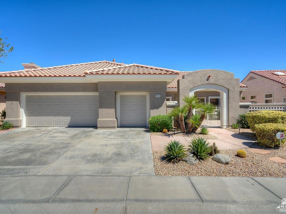 1st image of 78636 Bougainvillea Dr